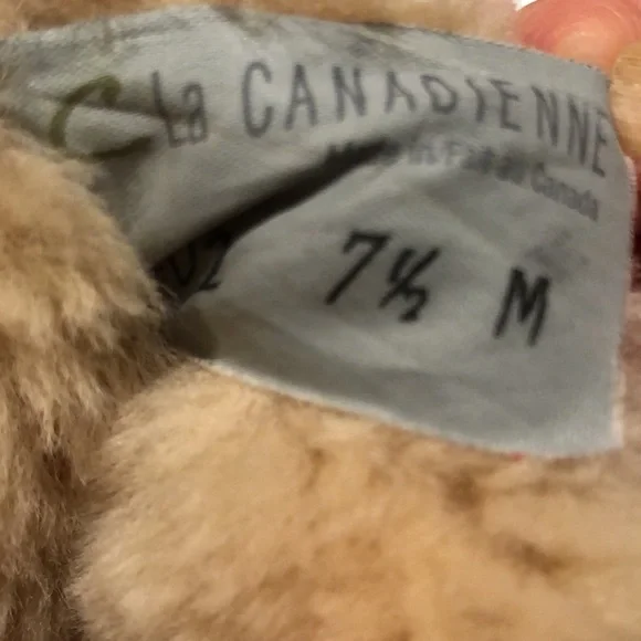 La Canadienne  🎉host pick🎉Laila shearling boots - Picture 9 of 13